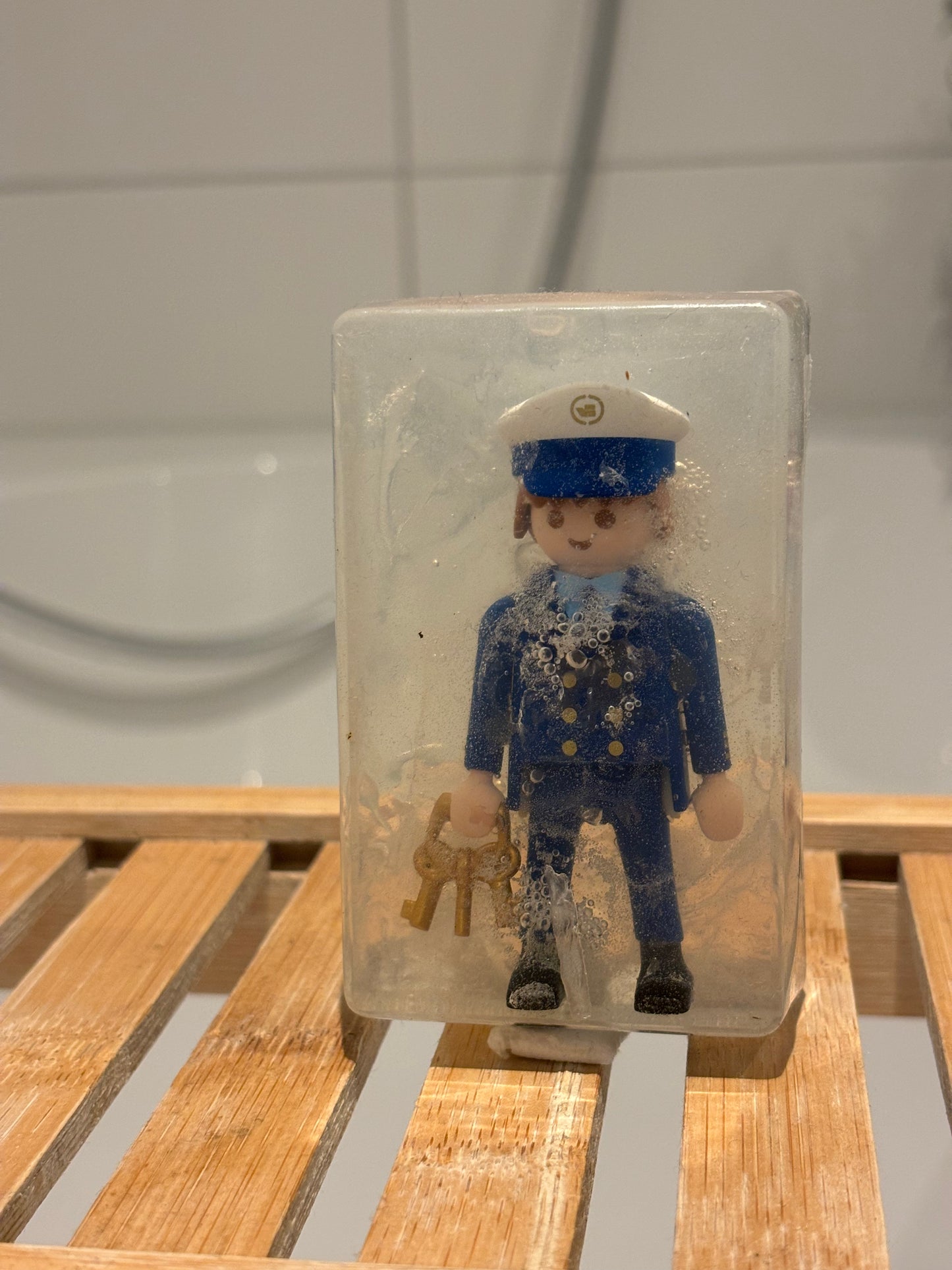 Unieke PlayWithSoap™ Politieagent